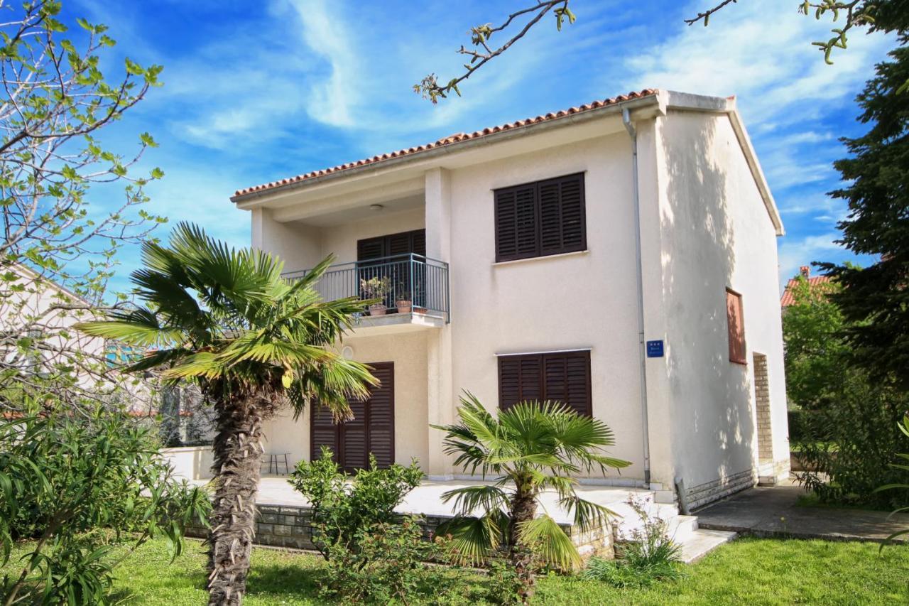 Vikendica House Romana *