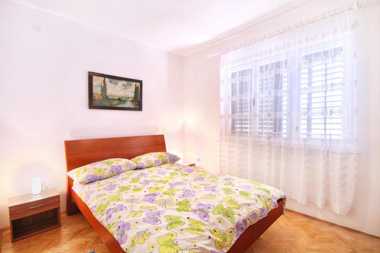Holiday home House Romana *